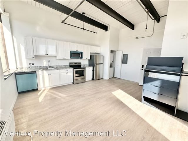 2300 10th Ave Unit C10