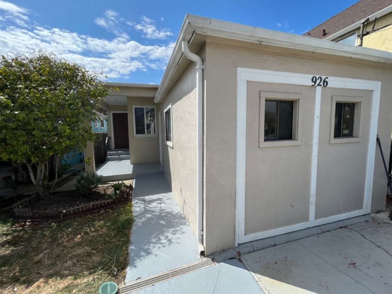 $1,000 Move In Special!! Three Bedroom House Available in Albany!!!