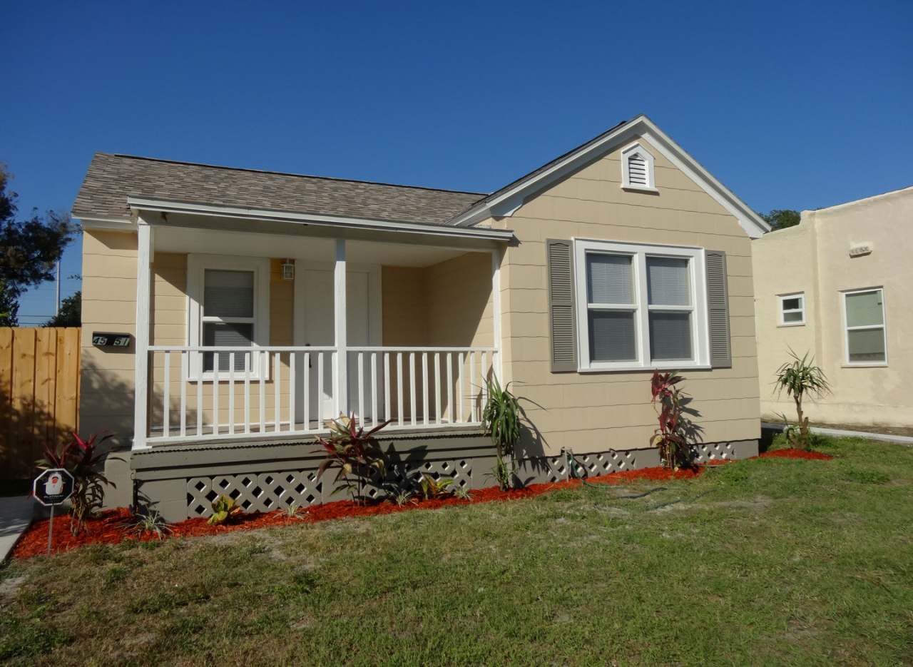 Three Bedrooms One Bathroom with Shaded Porch