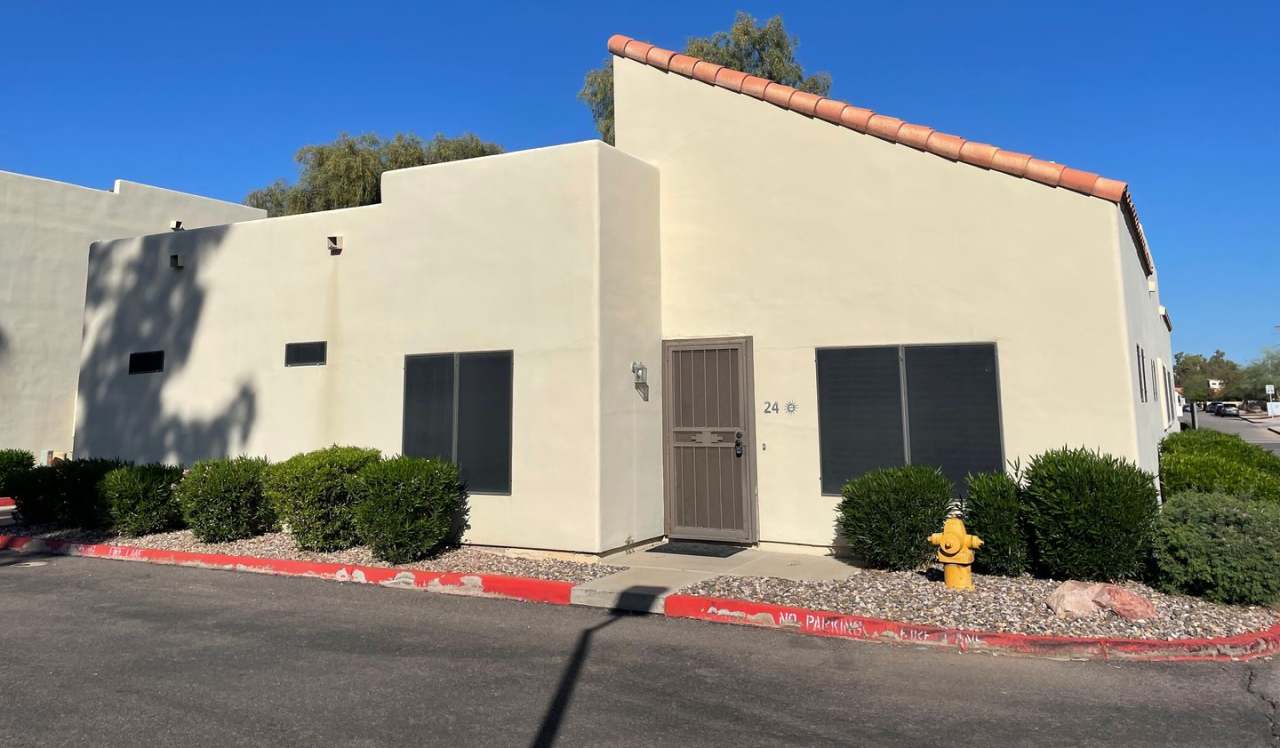 FULLY FURNISHED 2 BEDROOM, 2 BATH, 2 CAR GARAGE COMMUNITY POOL