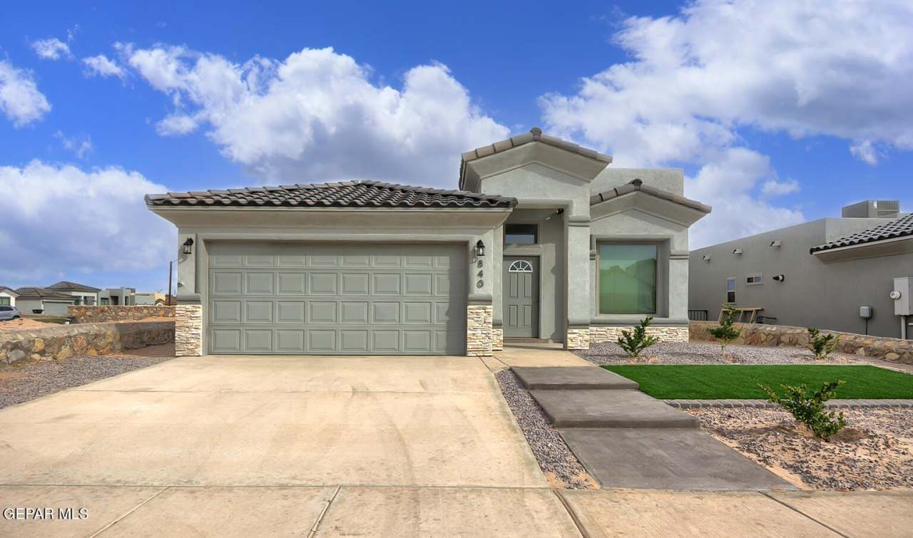 840 Paseo Dulce Avenue