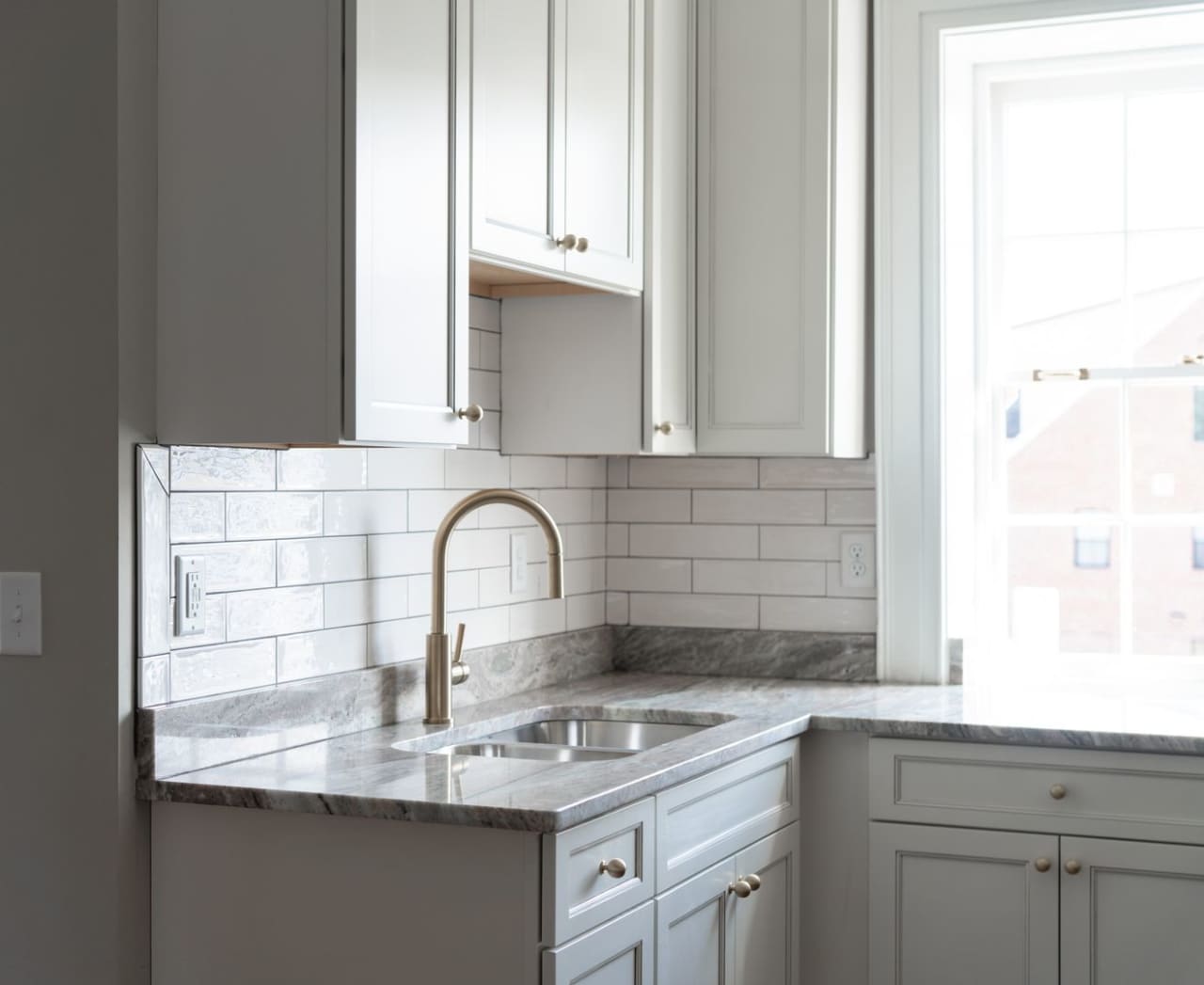 Prime Downtown Fredericksburg Location – Walk to Train, Shops  Dining