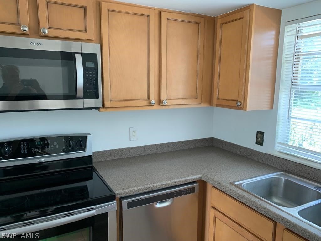 864 Courtington Lane