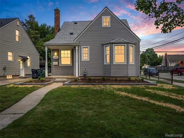 1027 S Wilson Avenue