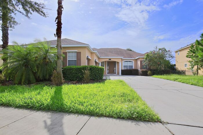 4932 Indian Deer Road