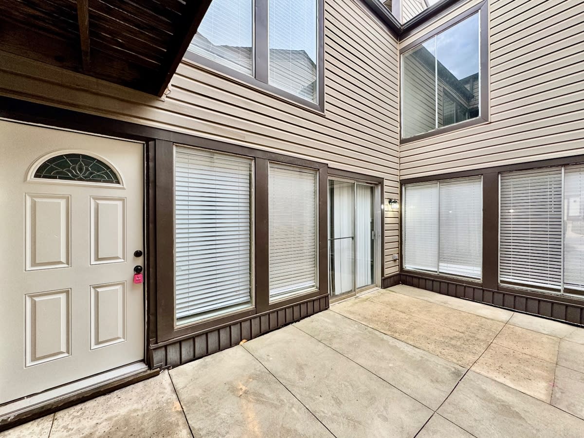 1820 Three Stars Road