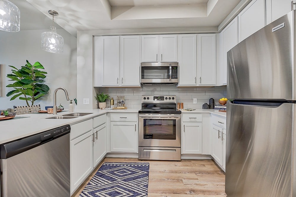 Charlotte Commons Apartments