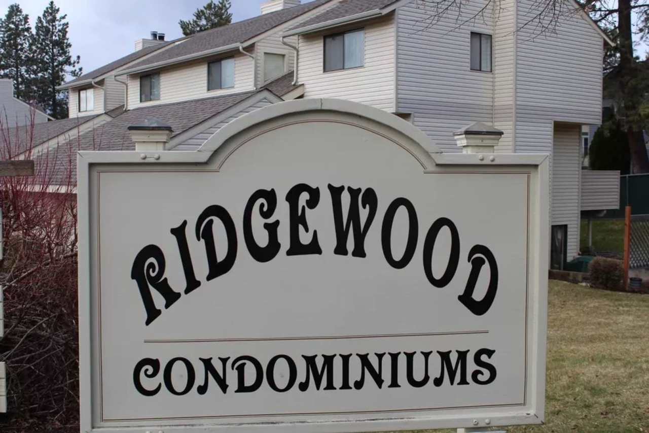 8206 Ridgewood Dr #3