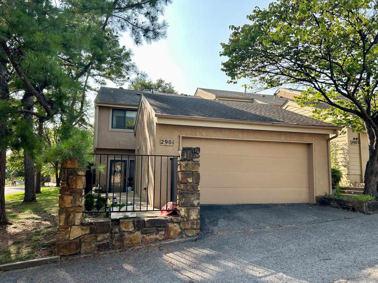 Gorgeous Condo in The Gated Community of The Timbers!