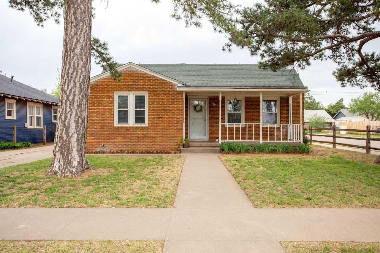 900 S LOUISIANA Street