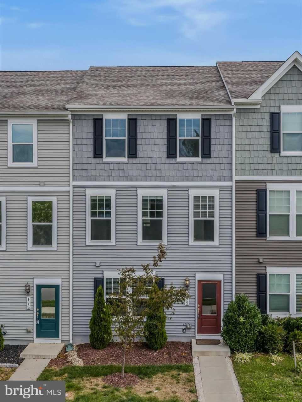 179 PRESIDENTS POINTE Avenue