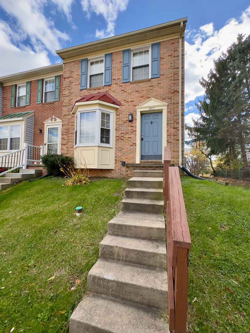 Charming 3 Bedroom/2 Bathroom Townhome in Edgewood, MD!