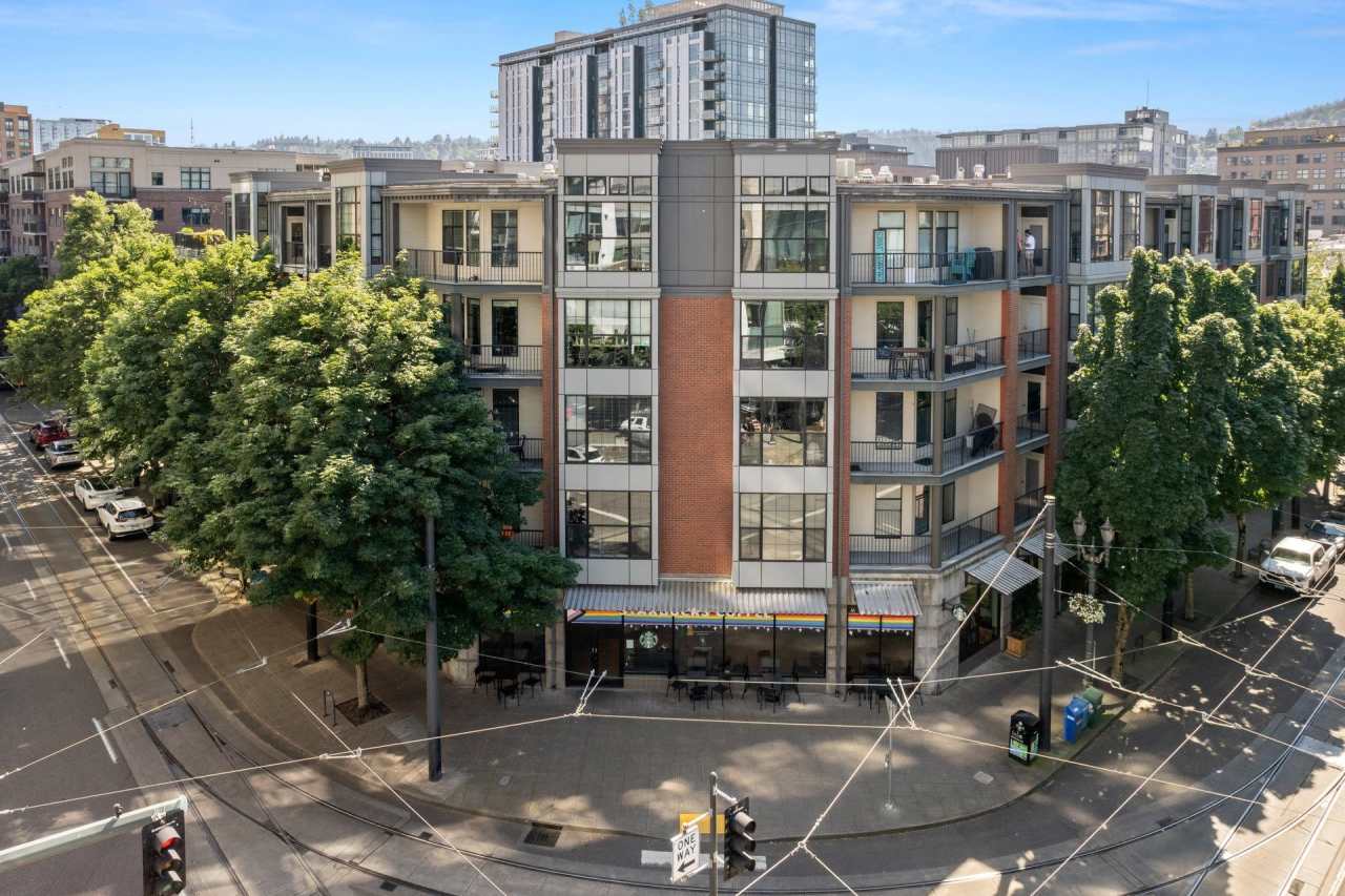 Kearney Plaza
