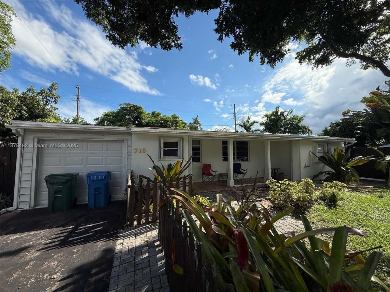 710 NE 58th Ct