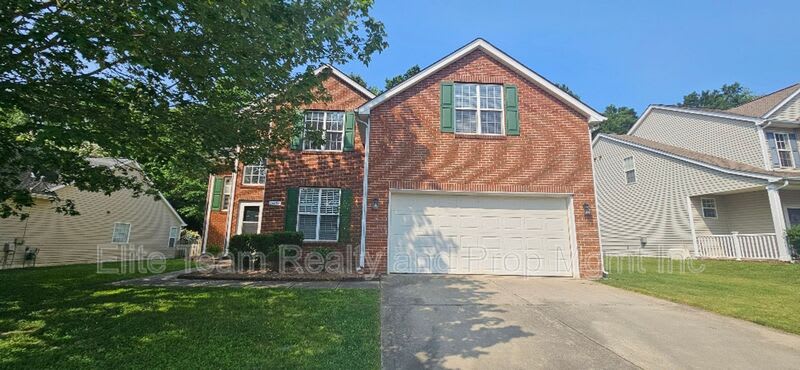 17130 Cambridge Woods Ct