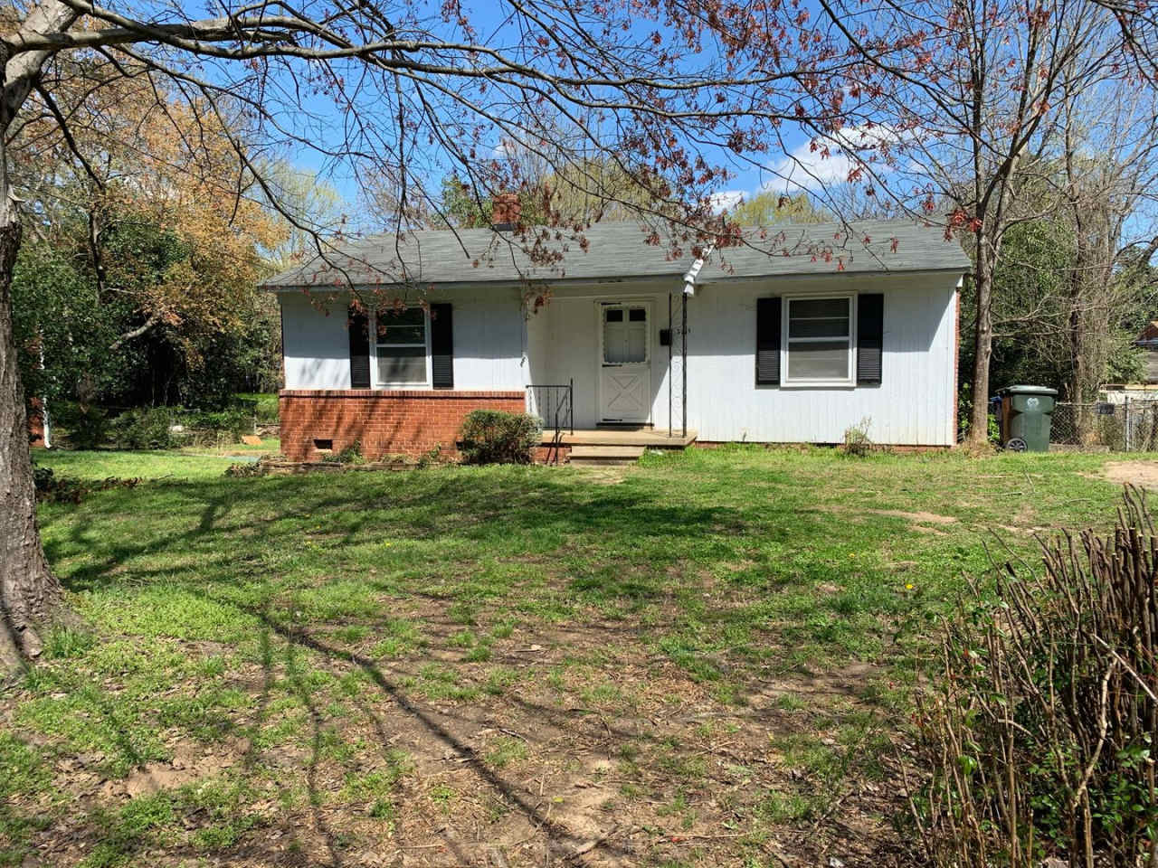 Cozy Ranch Style Home!!