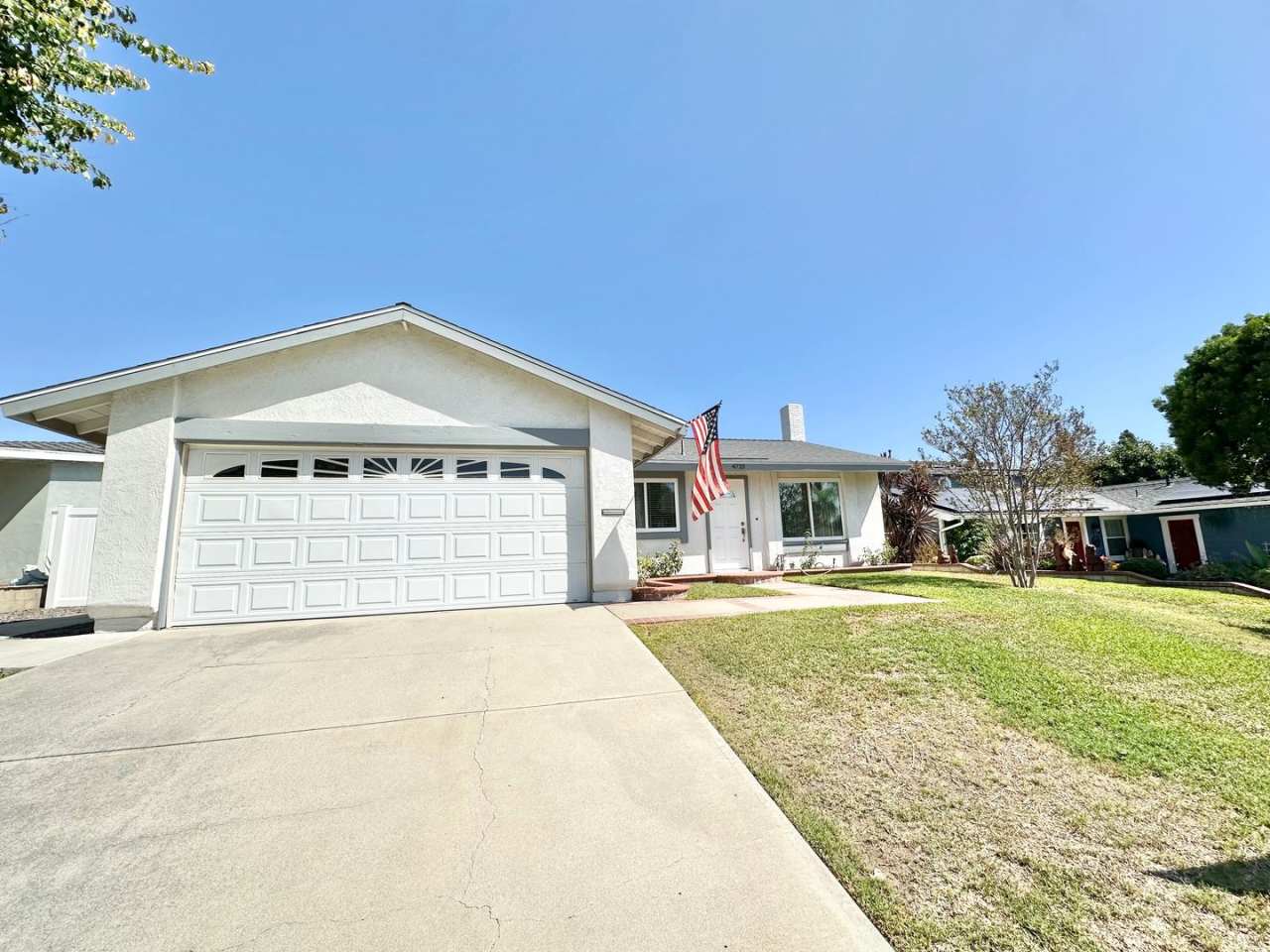 Single family home located in desirable Yorba Linda neighborhood! SMALL/MEDIUM DOGS OK!