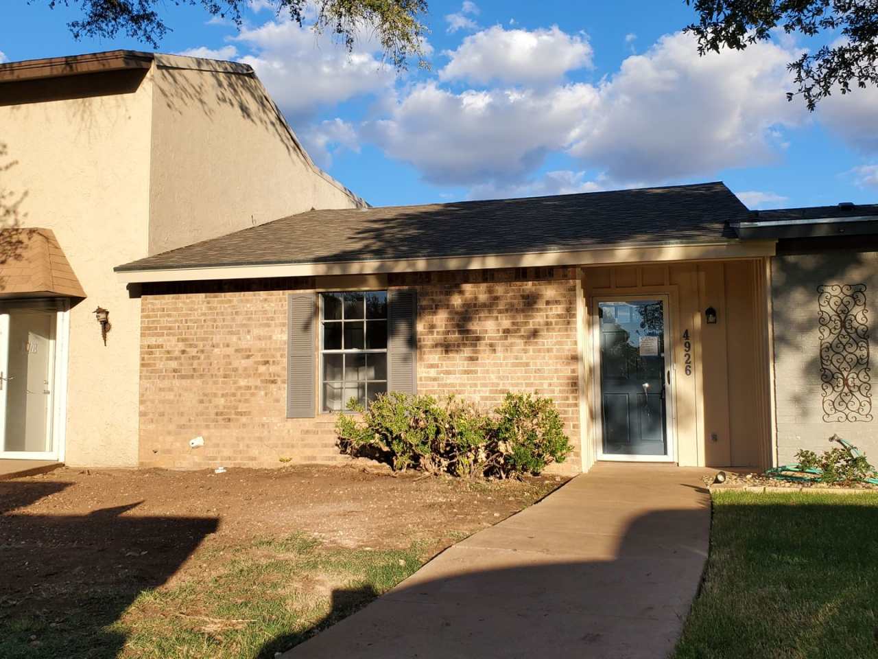 Cozy 2 bed, 2 bath home in SOUTHLAND PARK ADDITION Coming SOON!