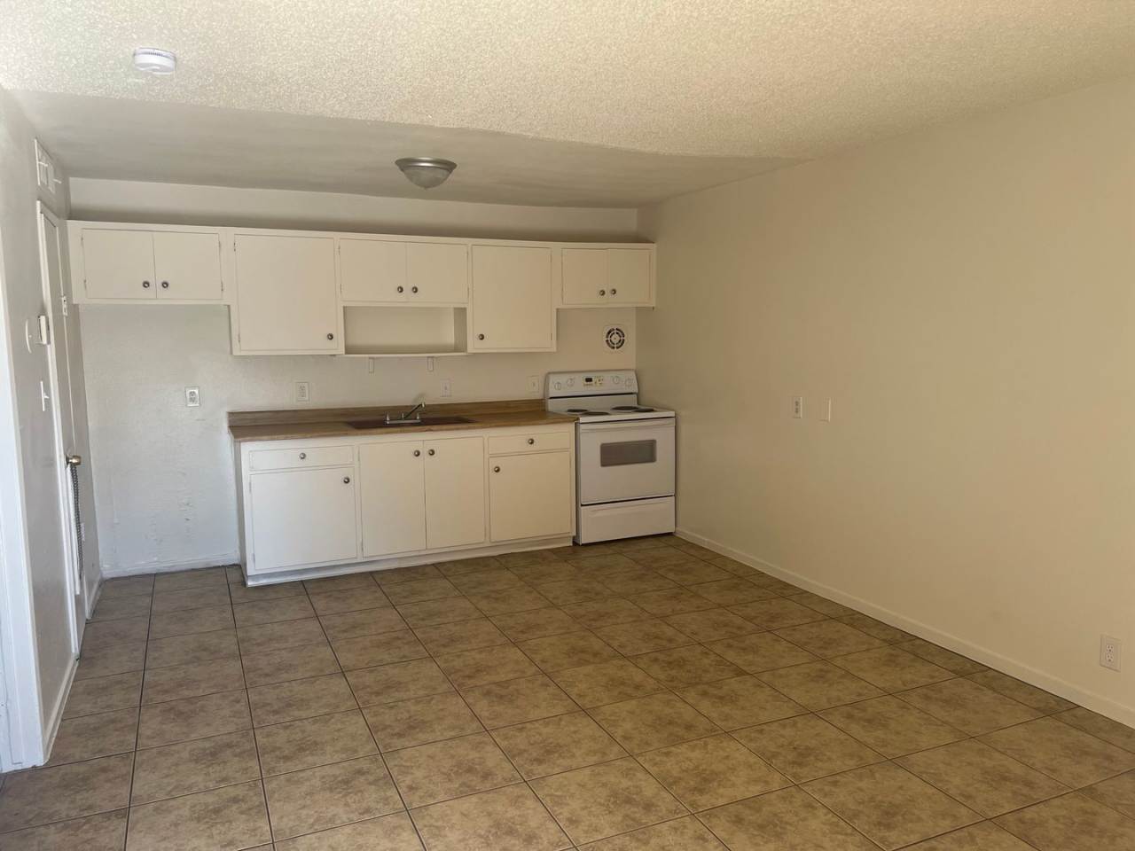 Available 1 Bedroom Condo In Central Las Vegas