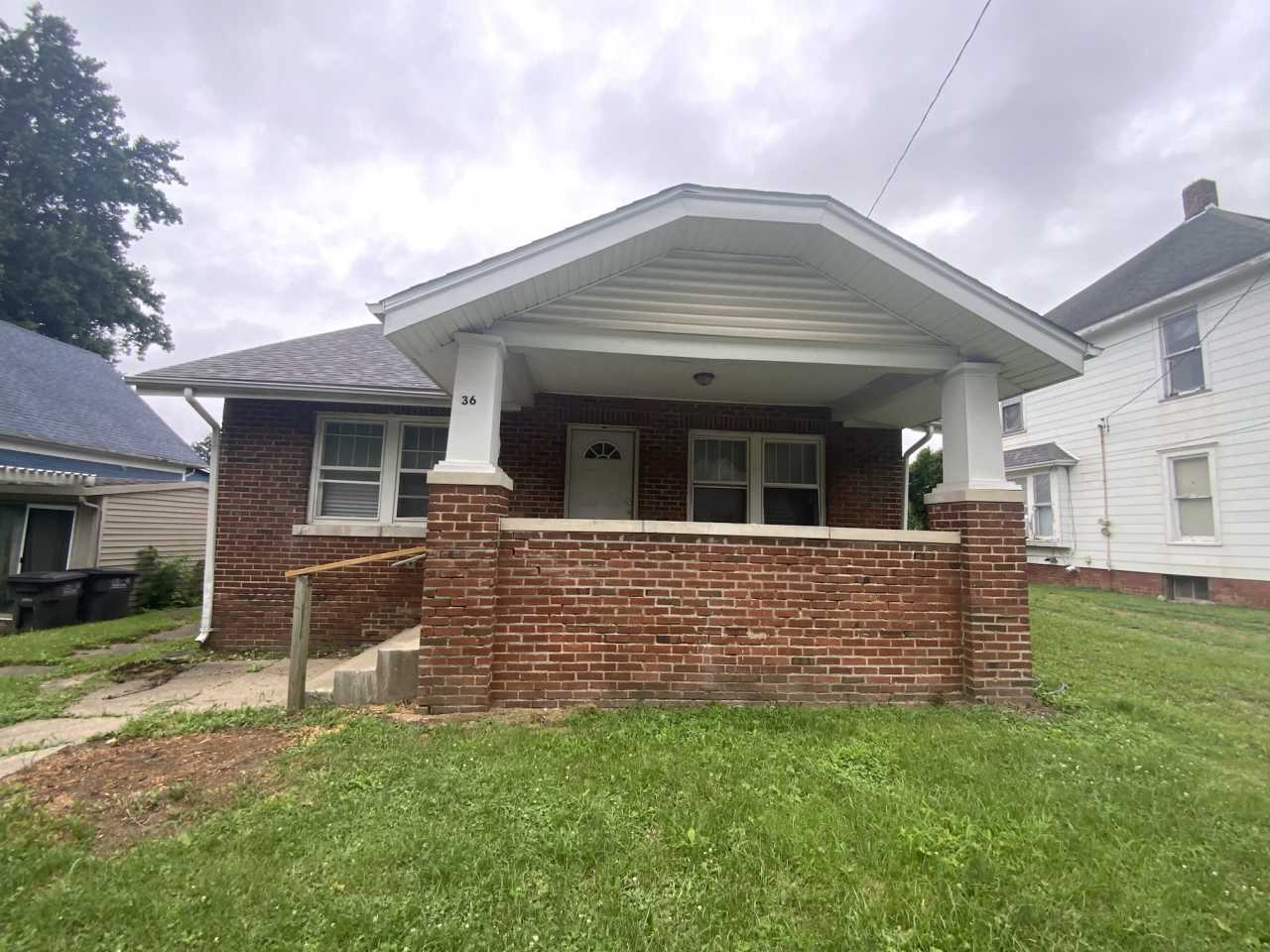 36 Schultz St