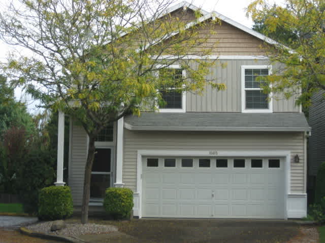 Single Family Home With New Flooring in Great Wilsonville Neighborhood!