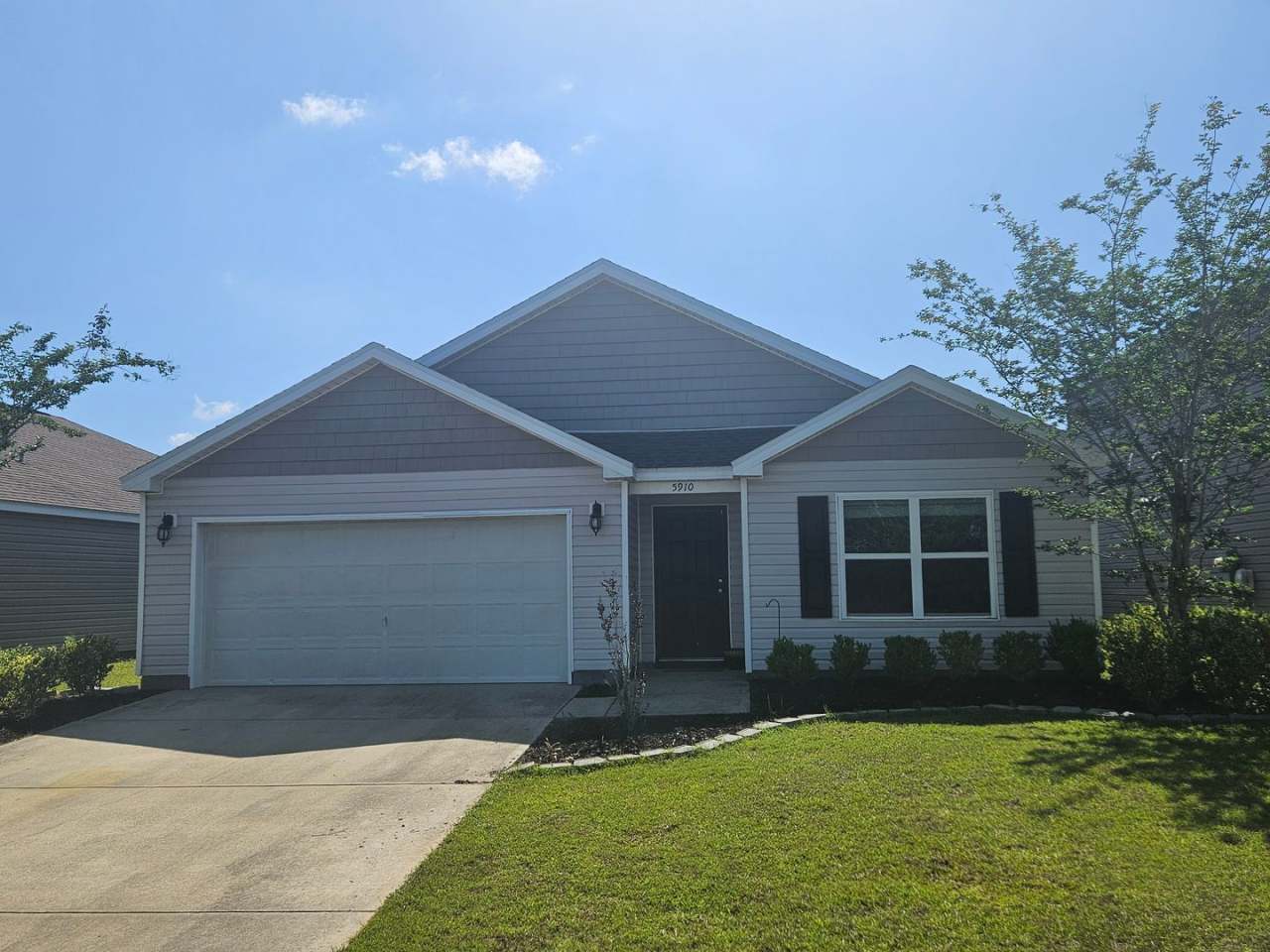 Serene 4Bed/2Ba Home with Picturesque Water Views in Bayou George, FL! **MOVE-IN SPECIAL: $200 OFF 1st Month's Rent + A-D Military Incentive!!**