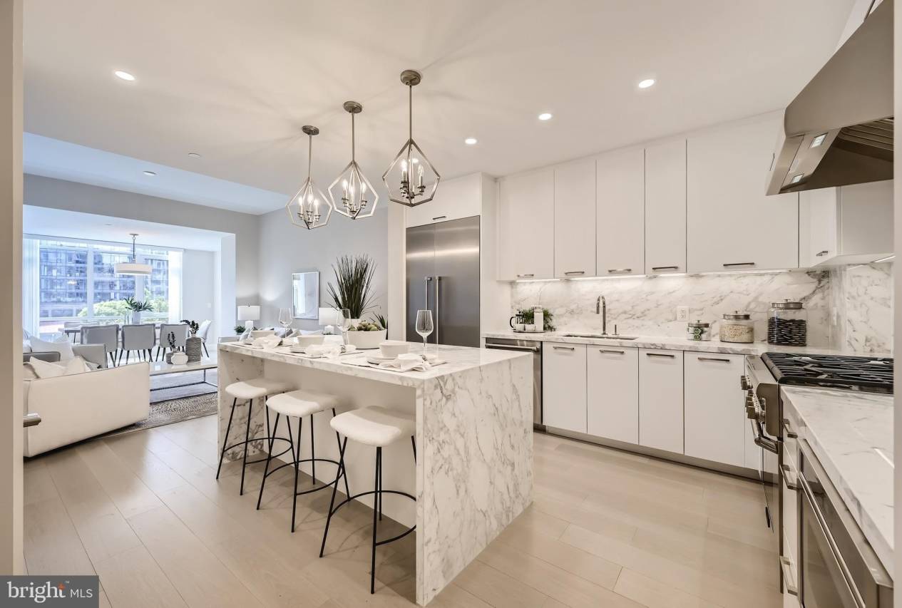 1330 LANCASTER Street unit: C302