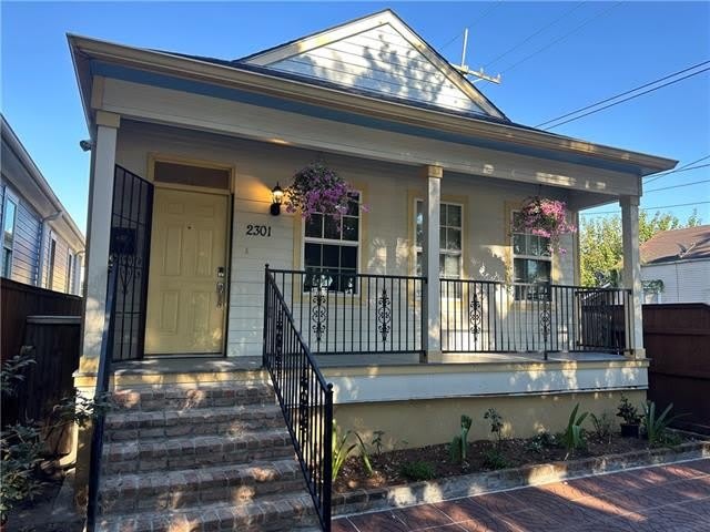 2301 WASHINGTON Avenue