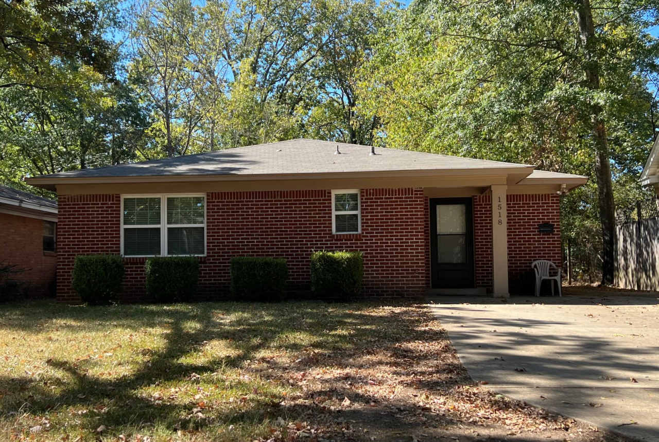 1518 S Taylor St., Little Rock AR 72204 - Wonderfully updated 3br 2ba near UALR