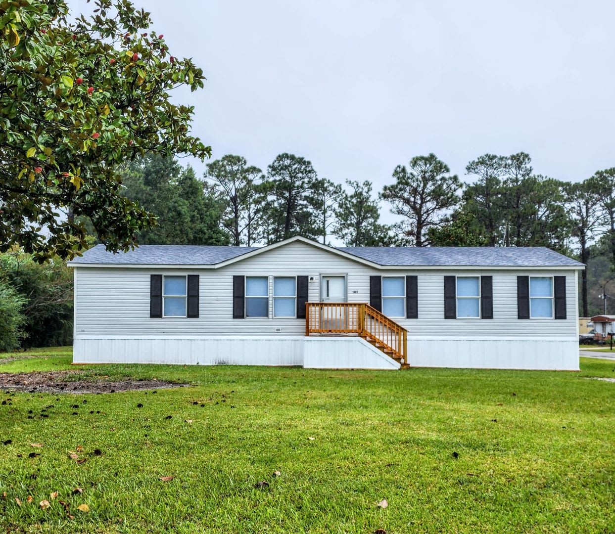 Beautiful 3 bedroom, 2 bath mobile home. 1401 14th St., Midway Park, NC