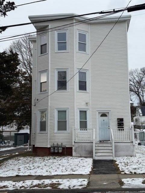 21 Sylvan St
