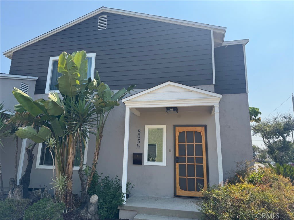 505 W Riggin Street 1/2