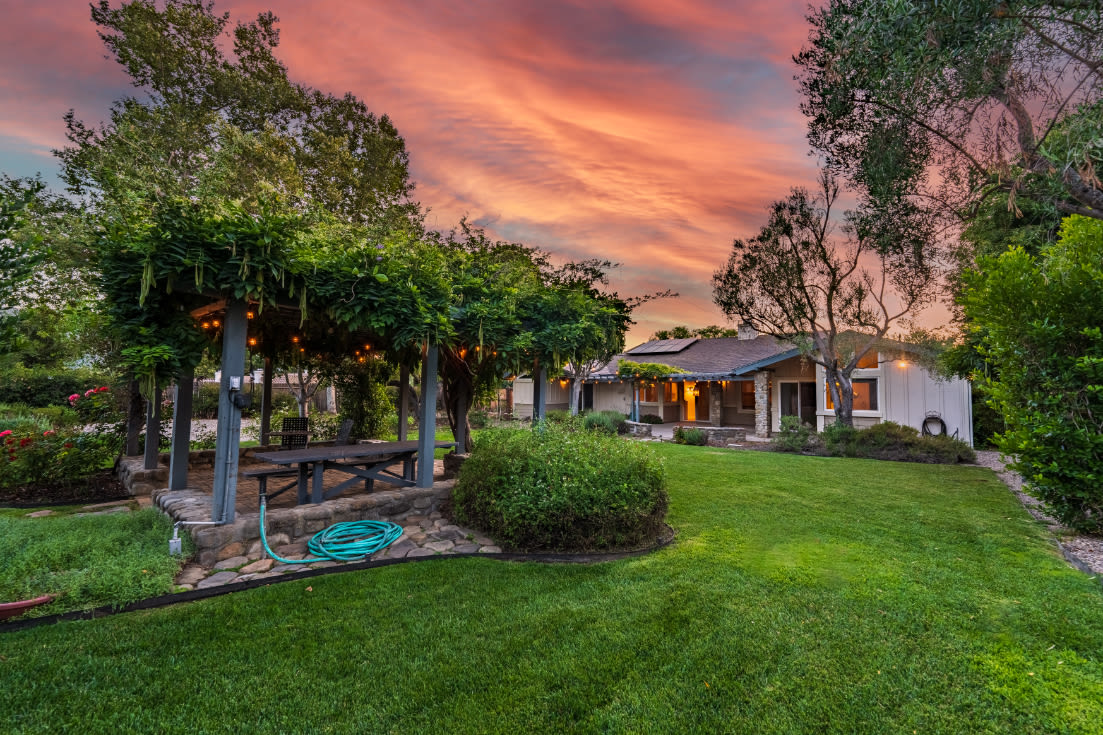 348 Lark Ellen Avenue