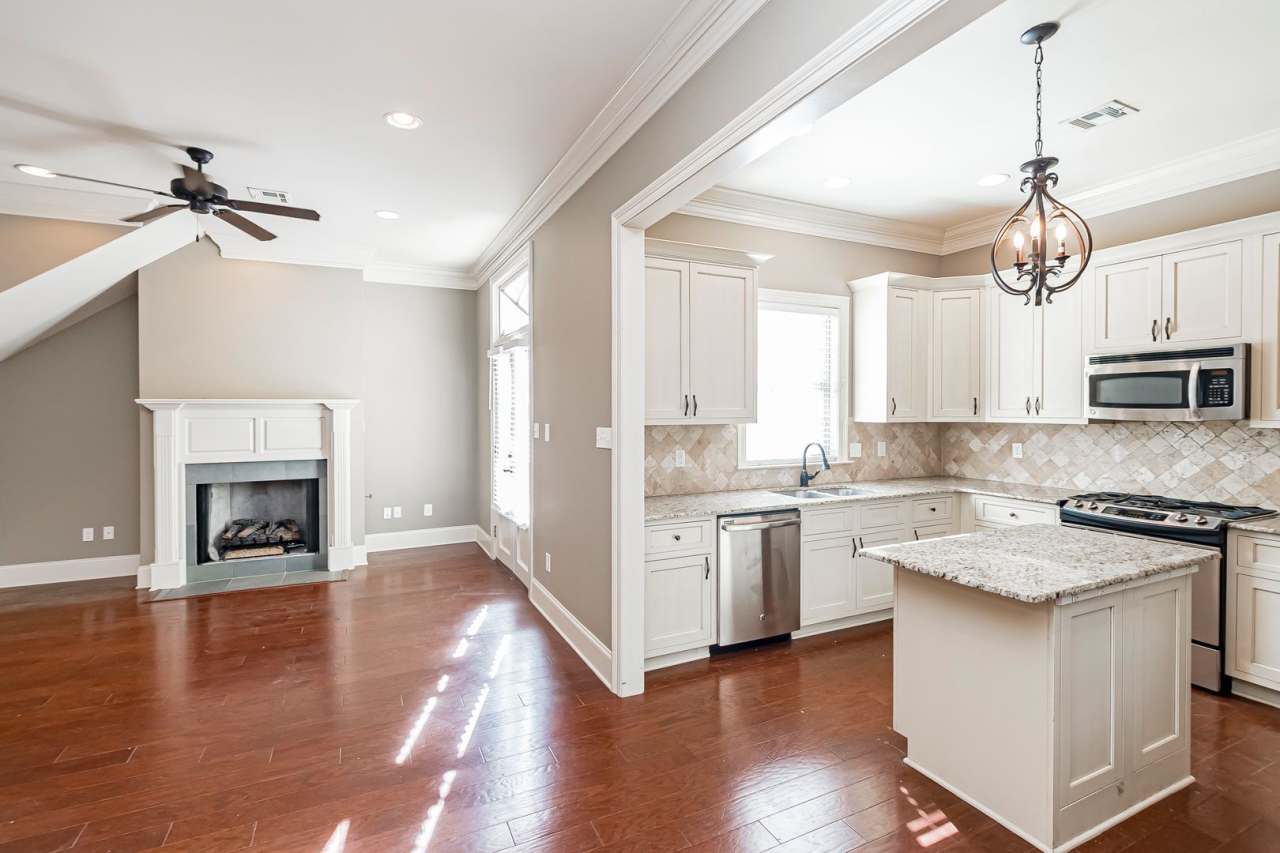 3 Bedroom Townhome Available Now Near Old Goodwood!