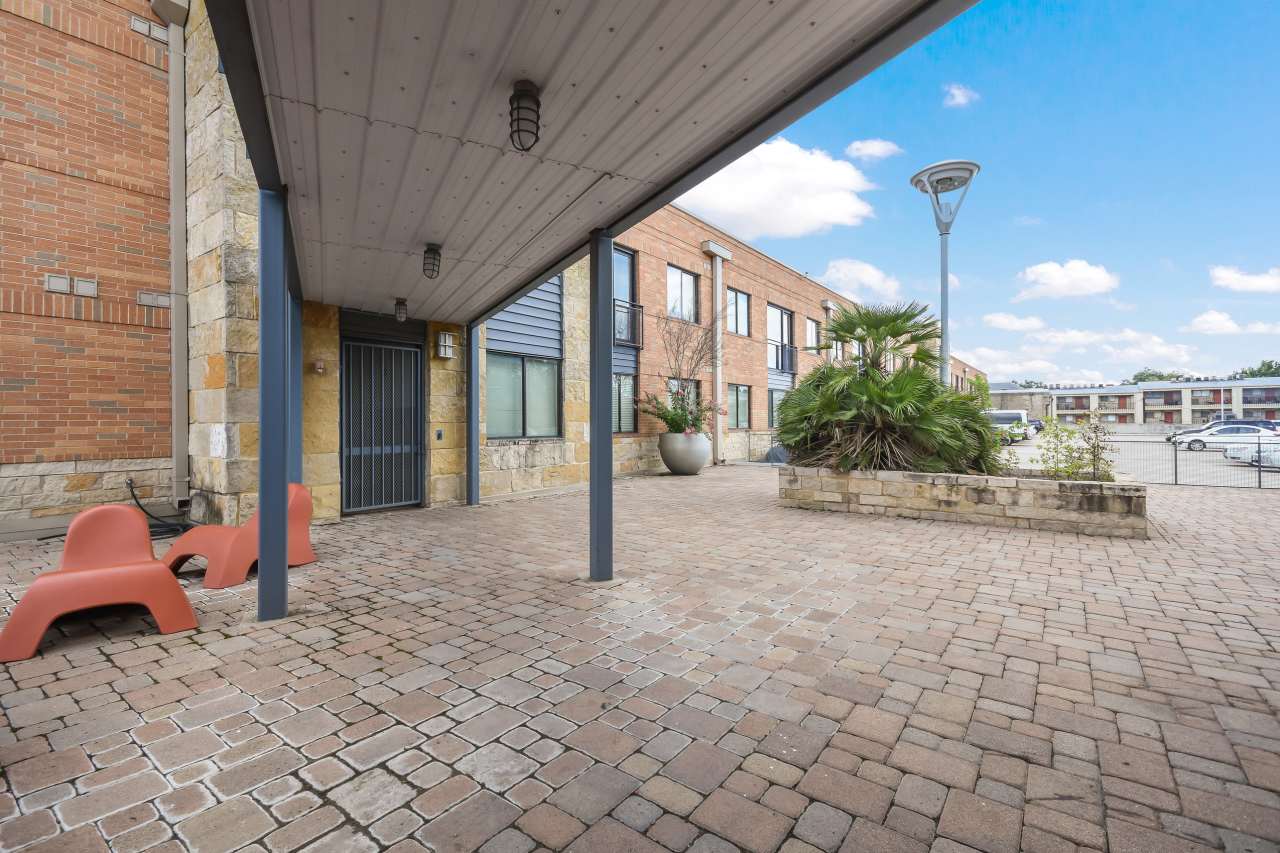 3016 Guadalupe St Apt 217