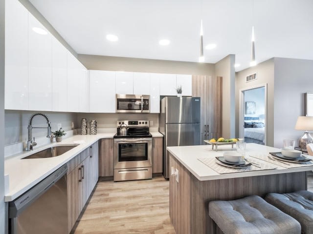 8020 Wadi Lake Blvd Suite 100 Unit E31