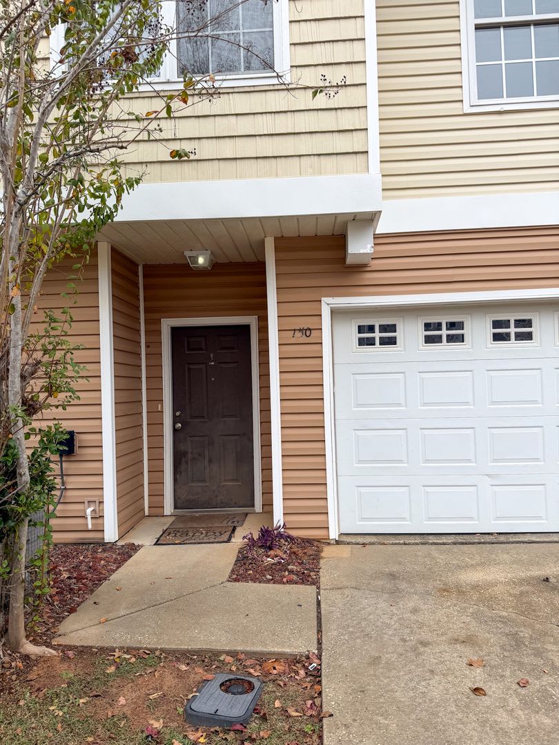 Iron-horse Townhouse