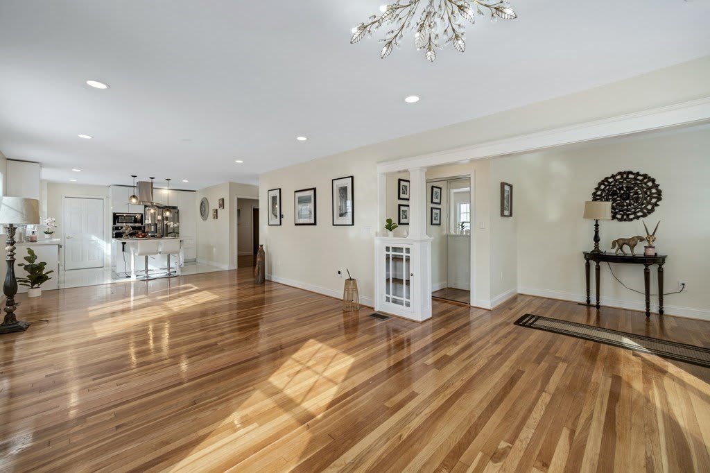 48 Carroll St
