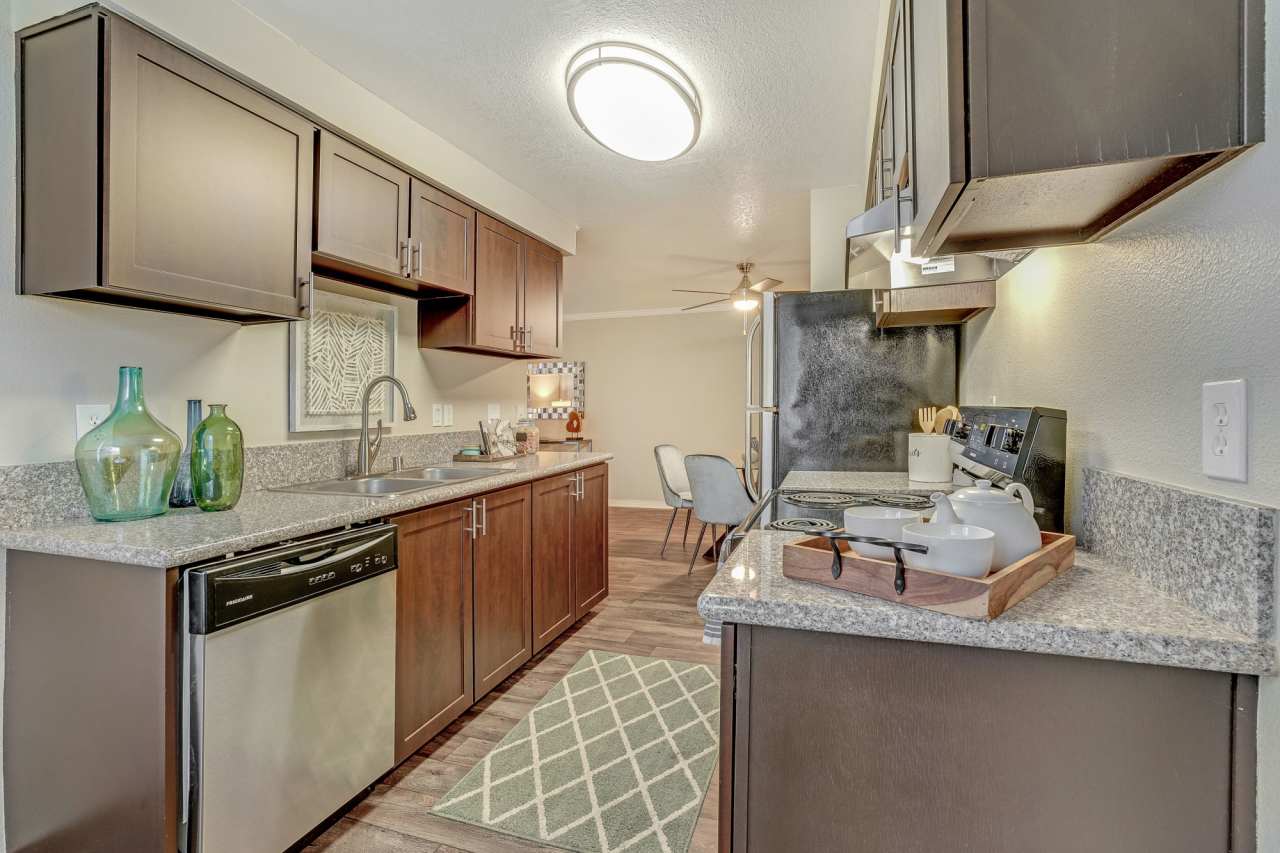 Walnut Grove Landing Apartments