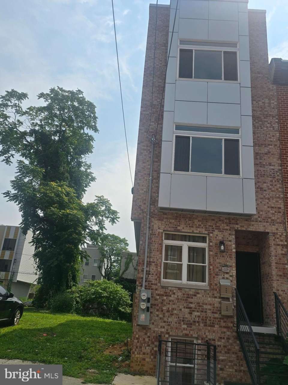 2139 N 9TH Street unit: 2