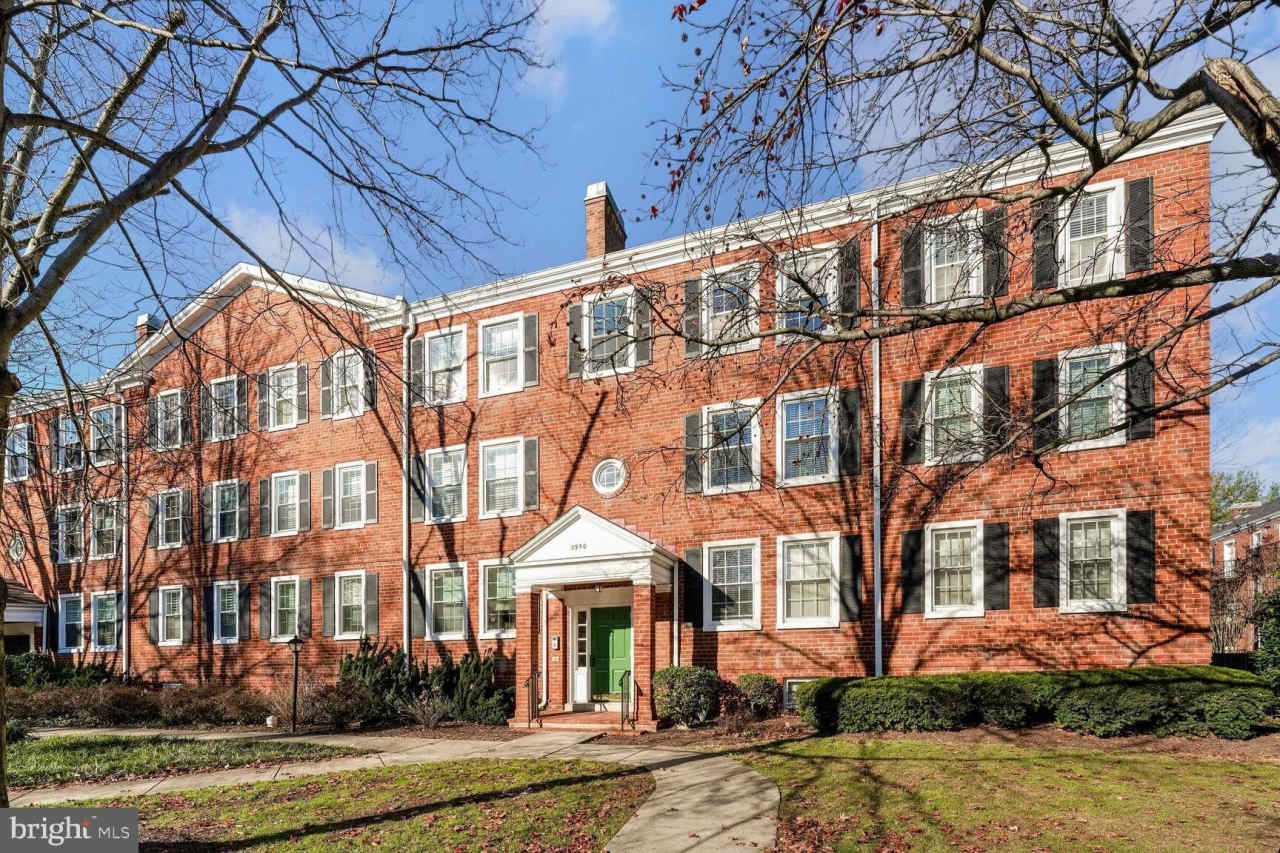 2950 S COLUMBUS Street unit: C2