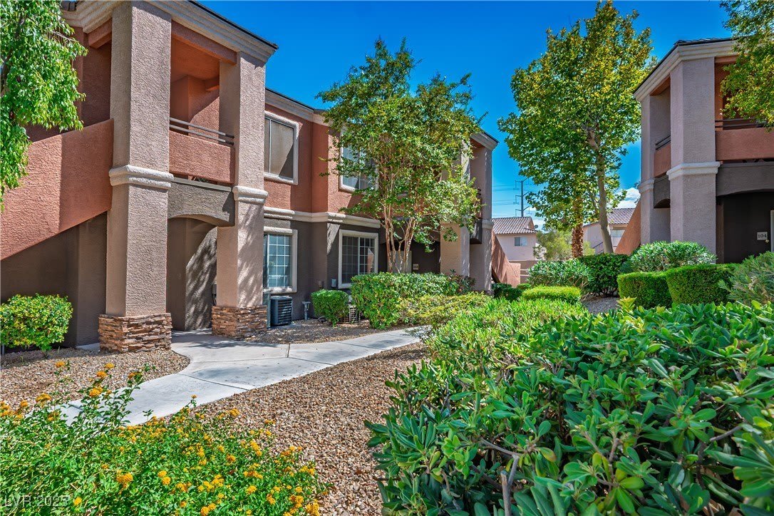 7709 Himalayas Avenue