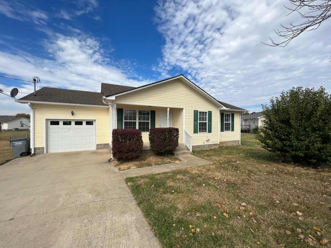 3 Bedroom Home with Fenced in yard!