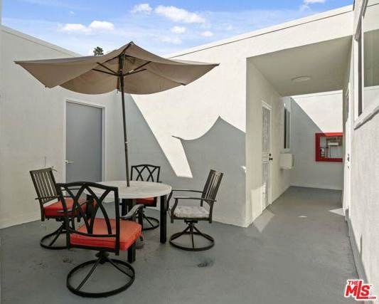 2449 Beachwood Drive