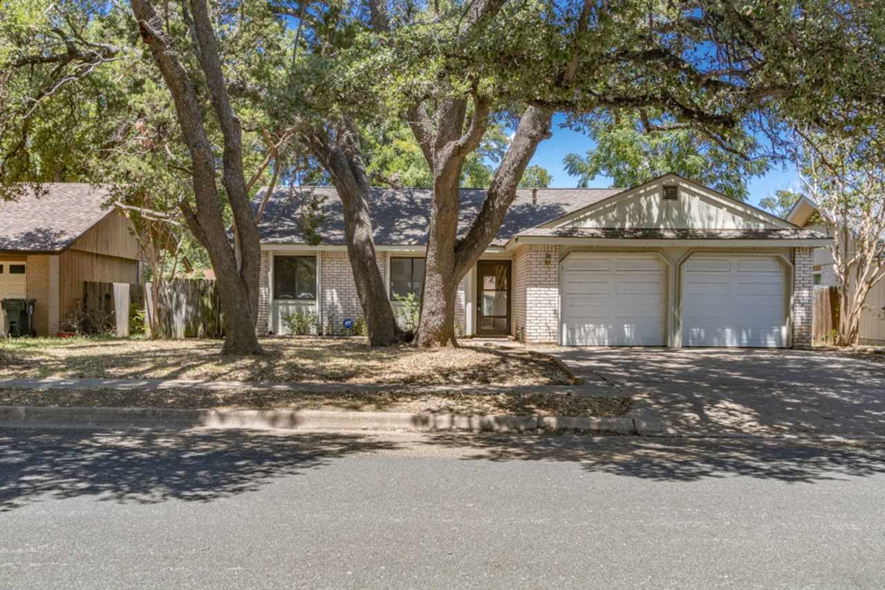 10200 Missel Thrush Drive, Austin TX 78750