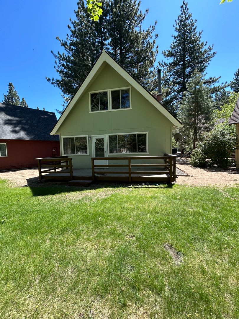 Highland Woods Neighborhood * Renovated 2 Bed + Huge Loft, 2 Bath House