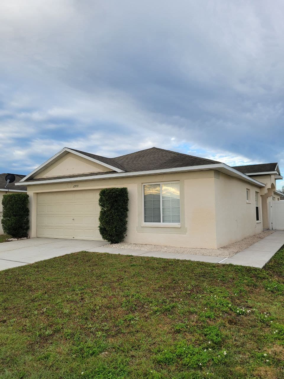 12933 Fieldmoor Ct
