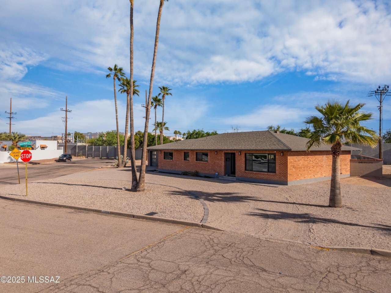 3454 E Calle Del Prado