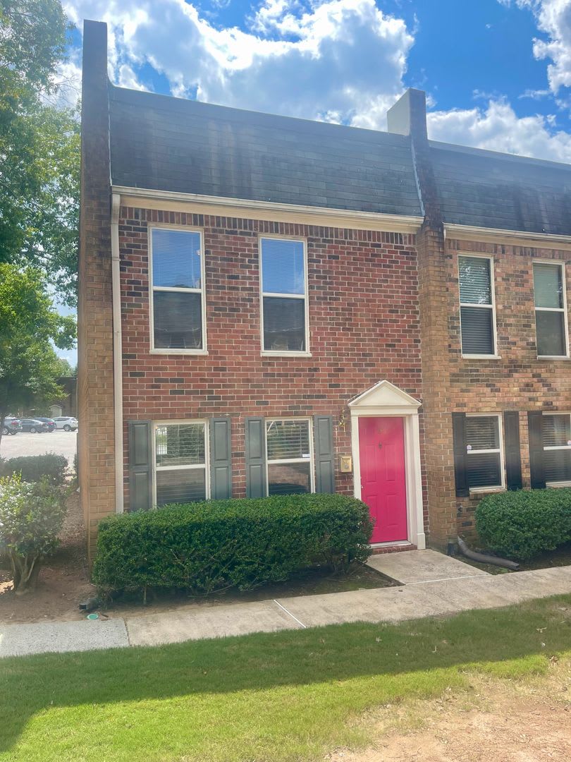 Sandy Springs address near Historic Roswell