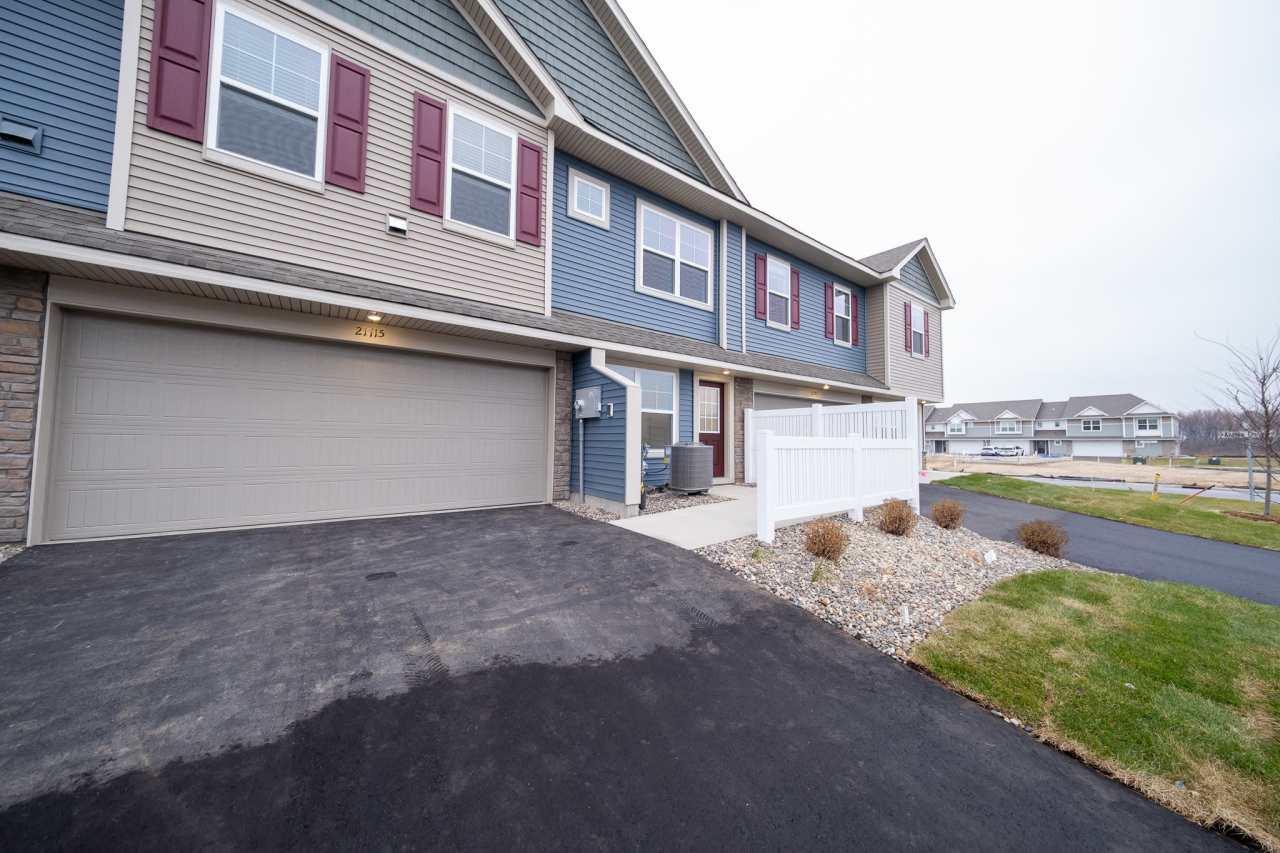 21715 Denton Avenue - 114-77701-05-020